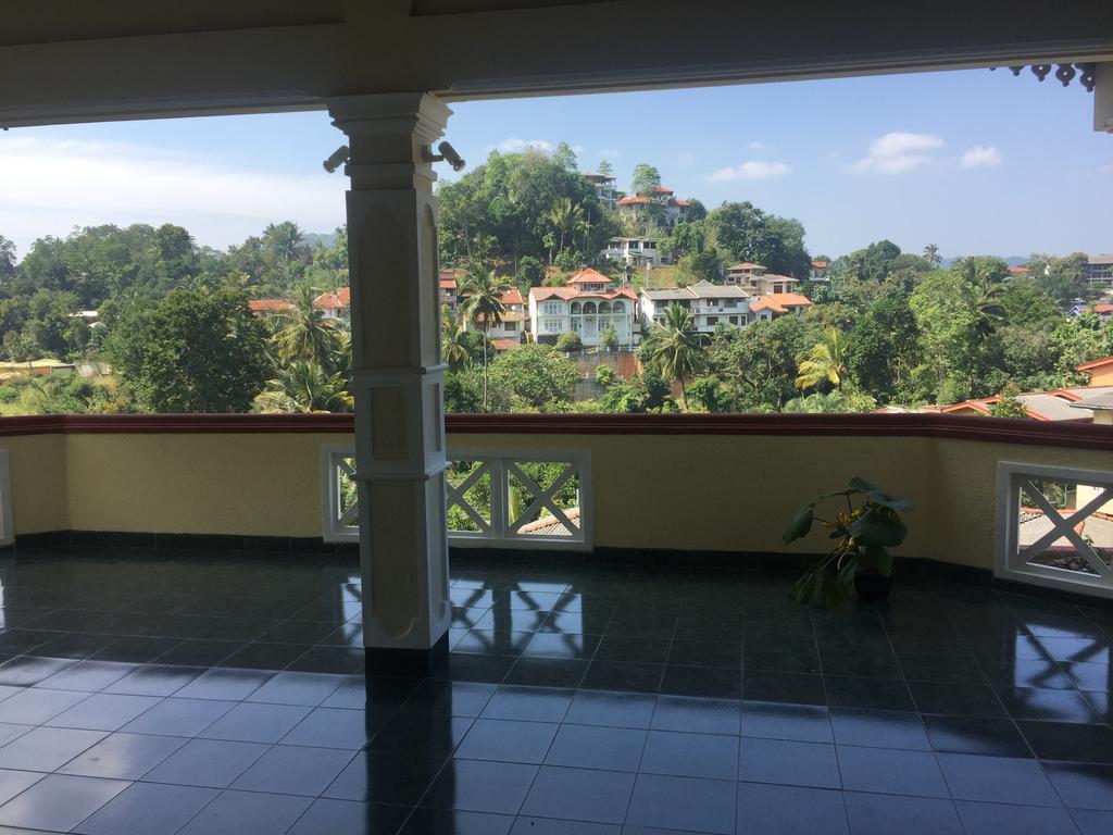 Deevar Inn Kandy Exteriér fotografie